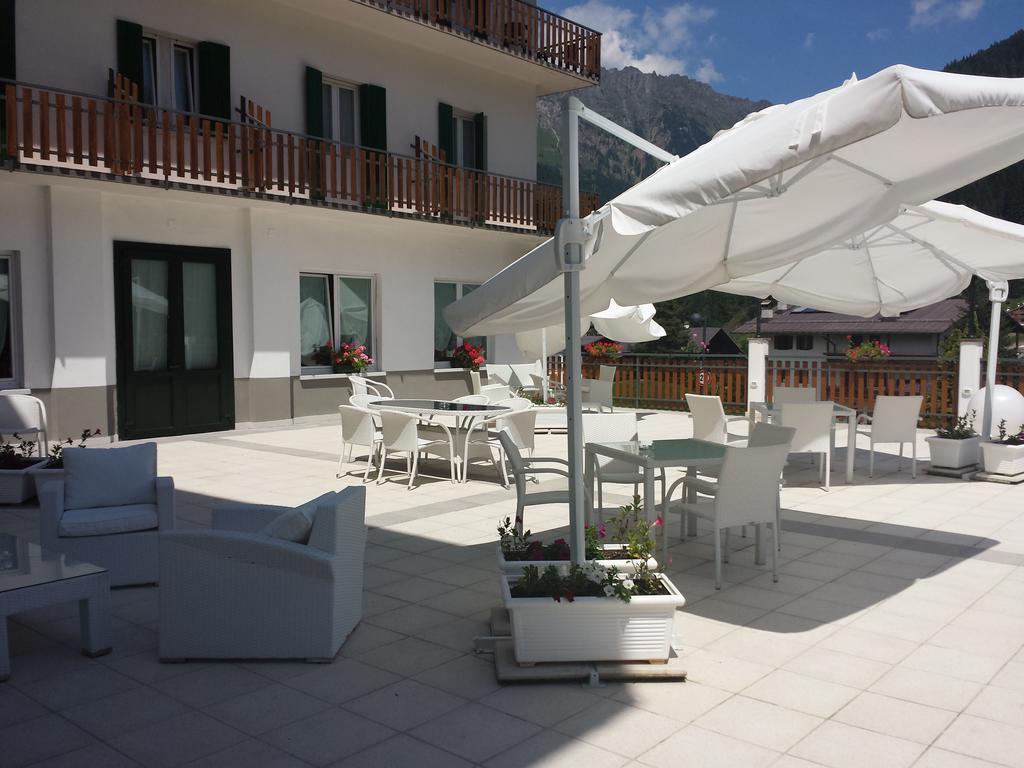 Hotel Pineta Falcade Kültér fotó